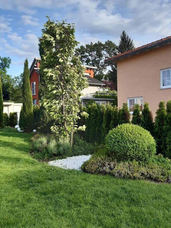 Attika Ferienwohnung Merk Kreuzlingen Bagian luar foto